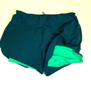 Athleta size M running/ sport short